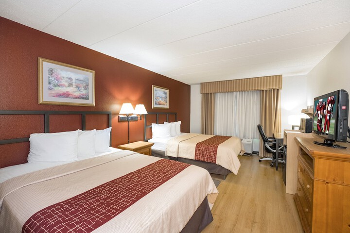Room 16 of 28