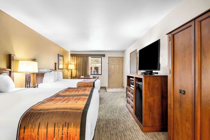 Room 16 of 36