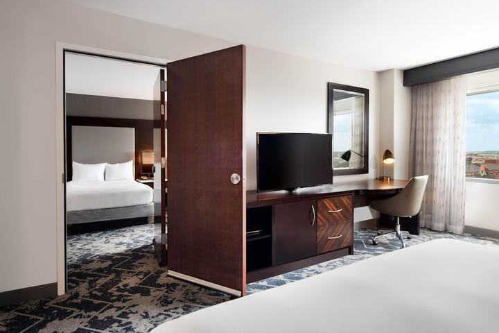 Hilton Baltimore Inner Harbor