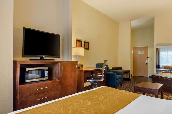 Room 5 of 27