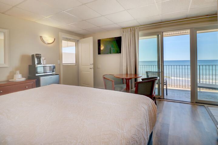 Atlantic Oceanfront Hotel