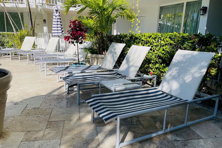 Ocean Mile Hotel