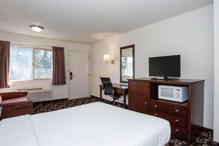 Room 22 of 40