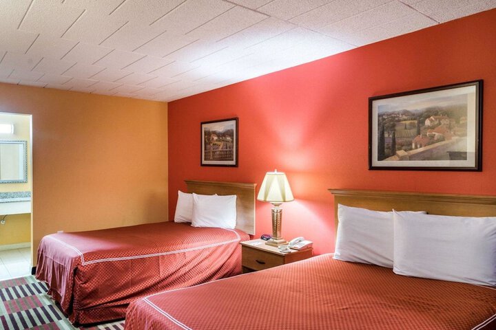 Room 17 of 20