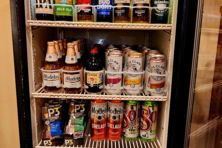 Gift Shop 41 of 43