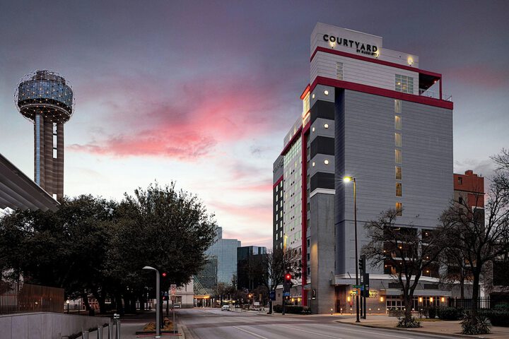 Hotel 2 of 53