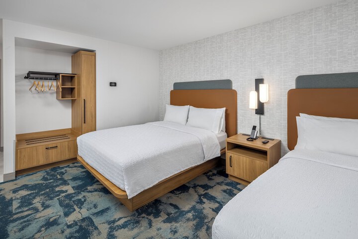 Hampton Inn & Suites by Hilton San Diego SeaWorld Near Old Town