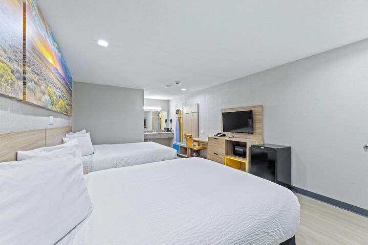 Days Inn by Wyndham McKinney