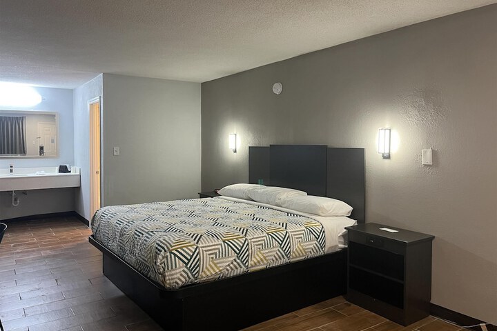 Studio 6 Suites Hurricane Wv