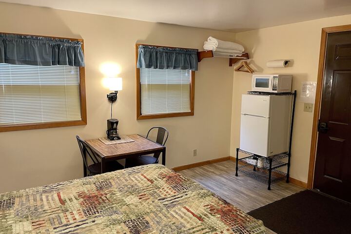 Whitetail Creek Resort