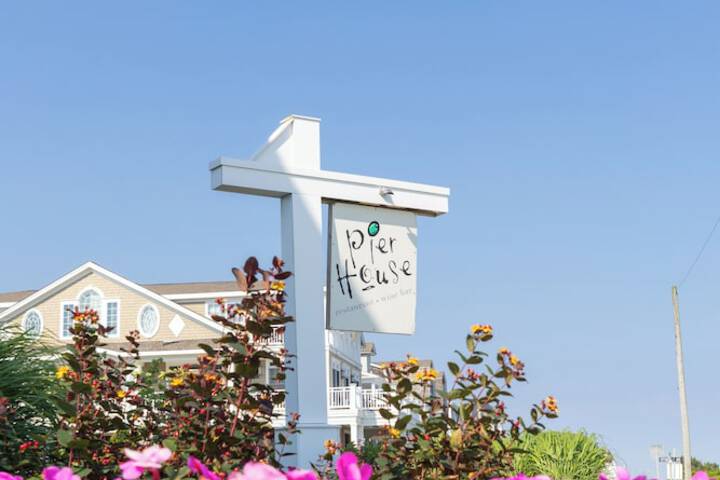 La Mer Beachfront Resort
