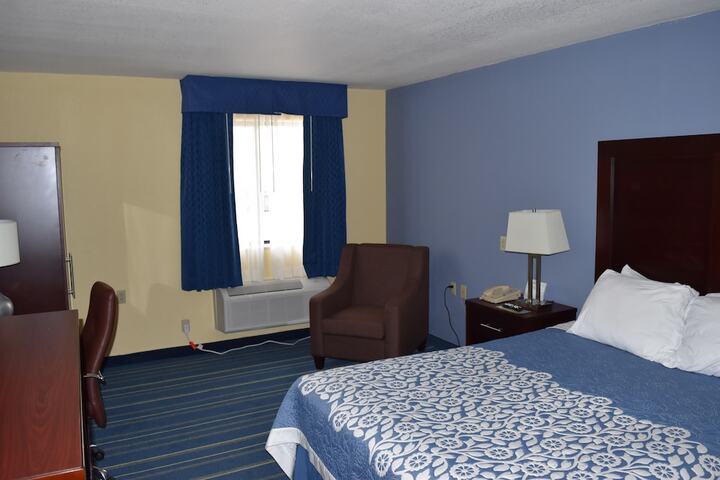 Room 49 of 60