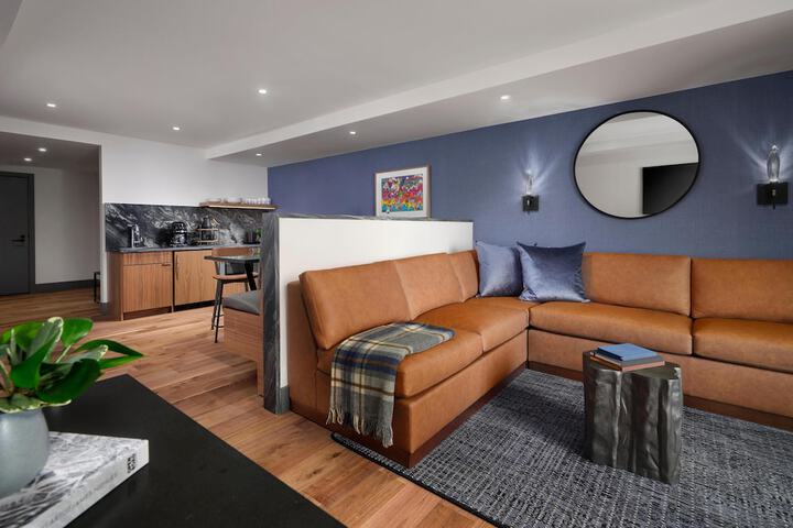 Hotel Alpenrock Breckenridge Curio Collection by Hilton