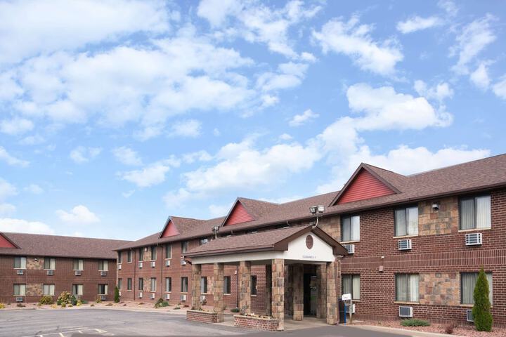 Hotel 2 of 28