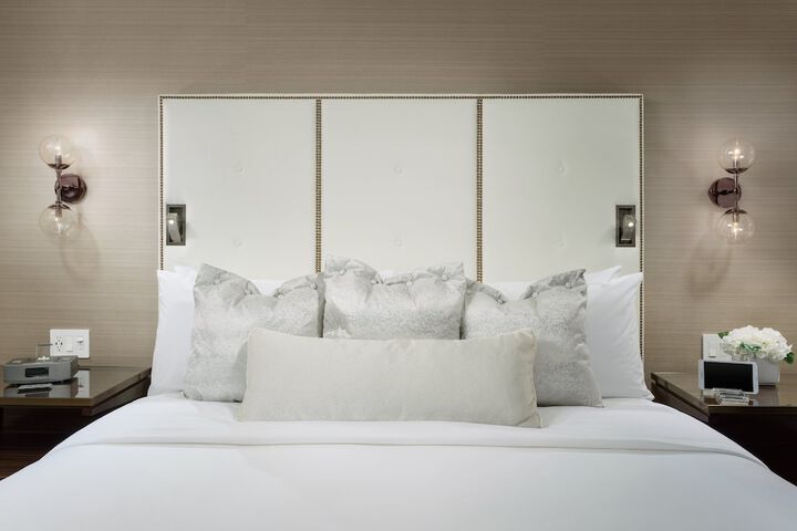 Room 27 of 99