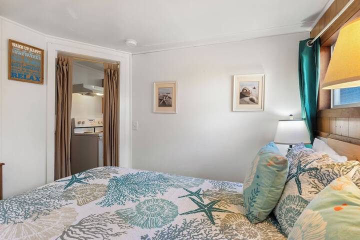 Oceanside Ocean Front Cabins