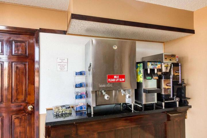 Econo Lodge Wichita Falls Downtown