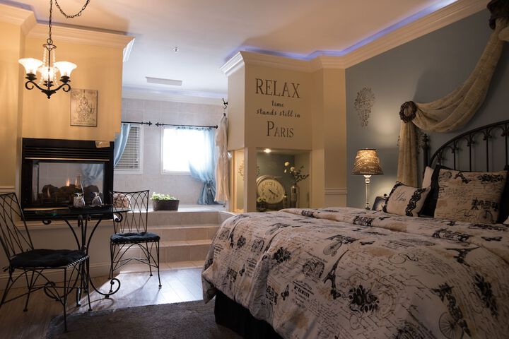 Room 81 of 251