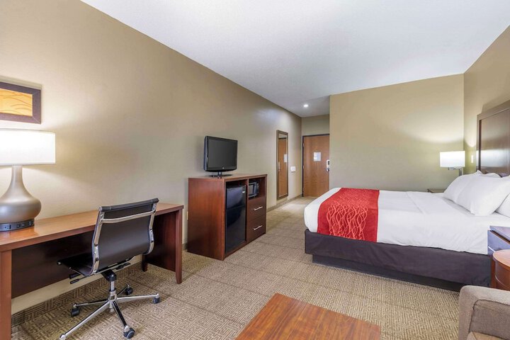 Room 22 of 38