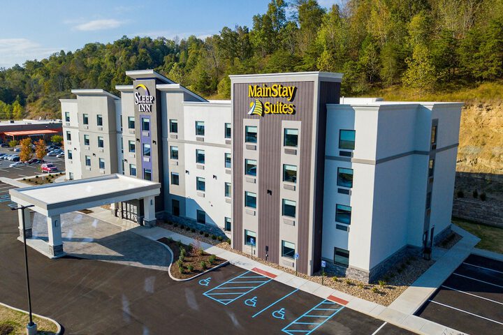 MainStay Suites Winfield - Teays Valley