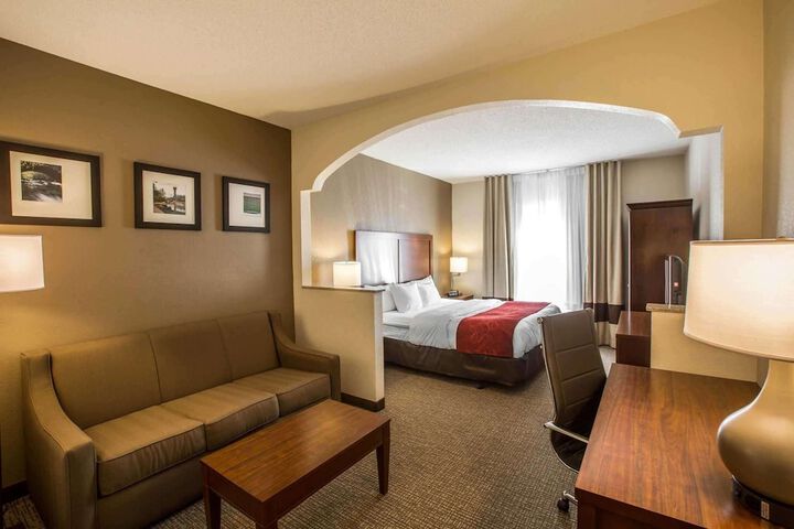 Quality Suites Morristown West