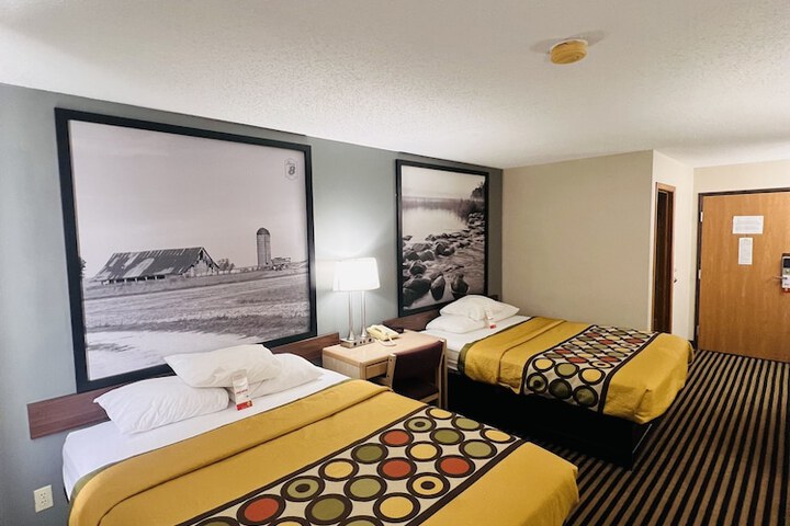 Room 28 of 58