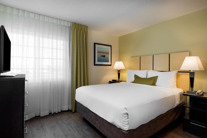 Room 15 of 39