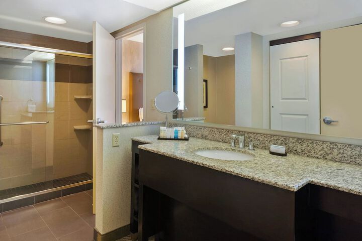 Hotel Auburn Hills