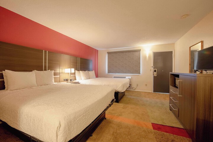 Room 21 of 52