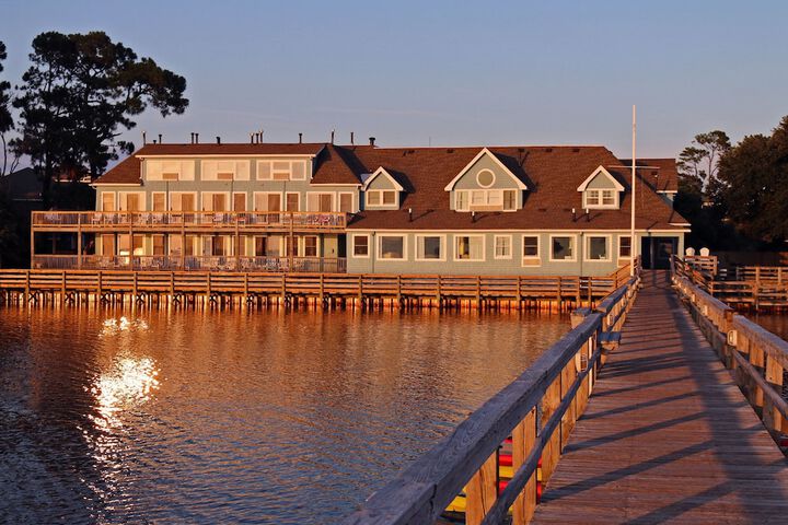 The Inn at Corolla Light