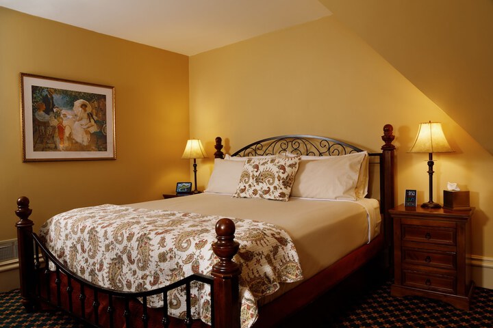Room 22 of 59