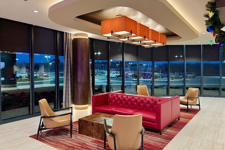 Hotel Interior 10 of 29