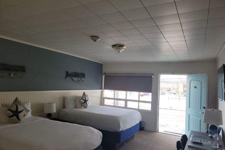 Room 38 of 70