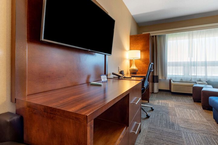 Room 103 of 138