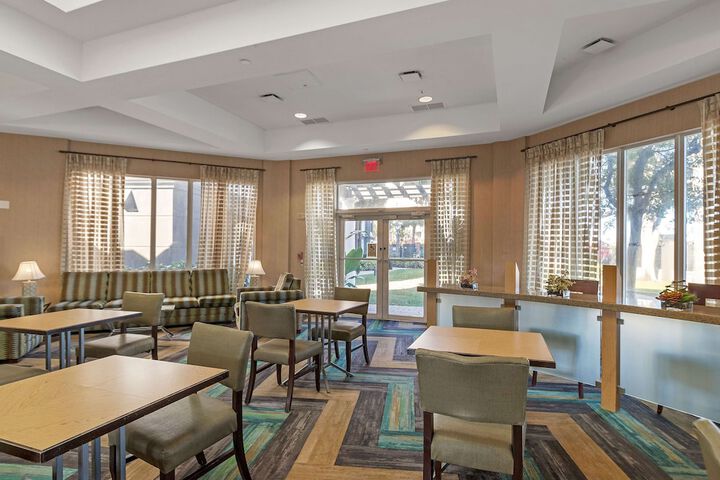 La Quinta Inn & Suites by Wyndham Ft. Lauderdale Airport