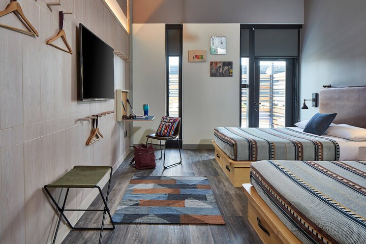 Room 20 of 50