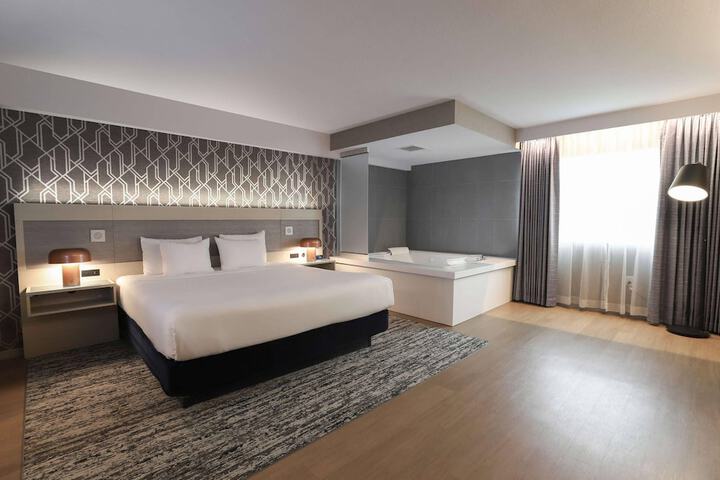 Radisson Plaza Hotel at Kalamazoo Center