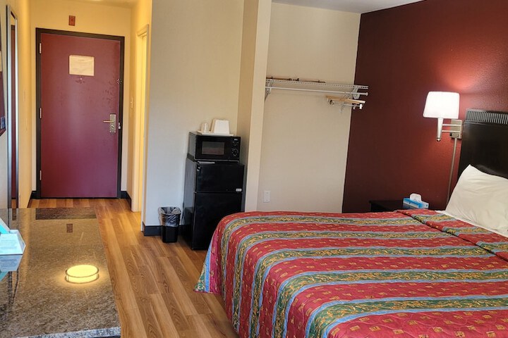 Room 31 of 54