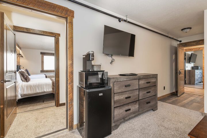 Room 41 of 53