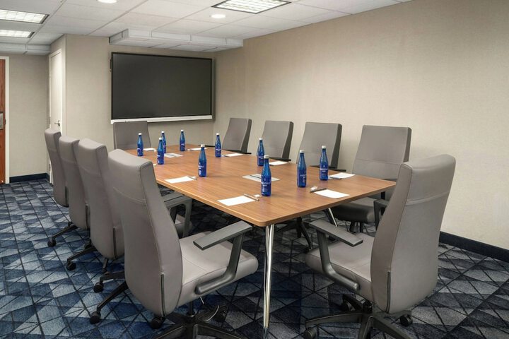Courtyard by Marriott Hartford Cromwell