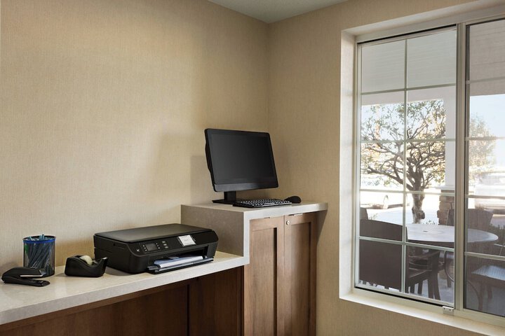 Fairfield Inn and Suites by Marriott Wheeling St. Clairsville