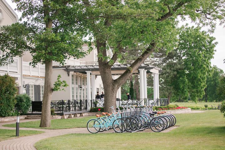 Riverbend Inn and Vineyard
