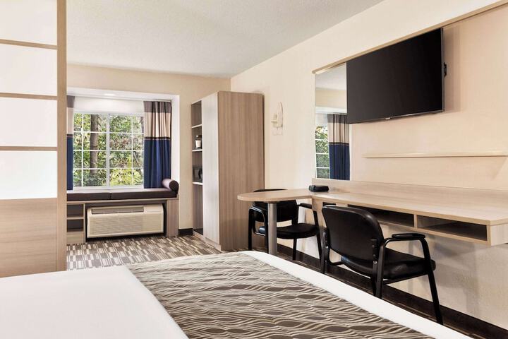 Microtel Inn & Suites by Wyndham Florence / Cincinnati Airport