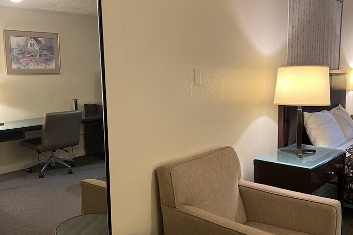 Room 17 of 21