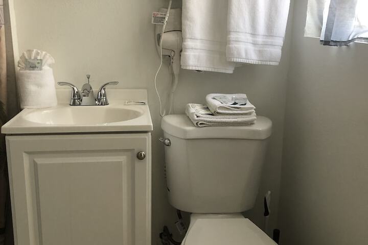 Room 110 of 170