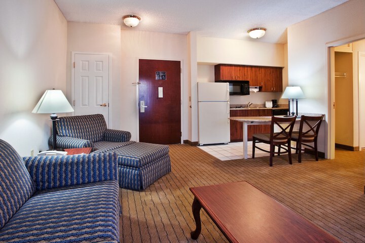 Room 34 of 72