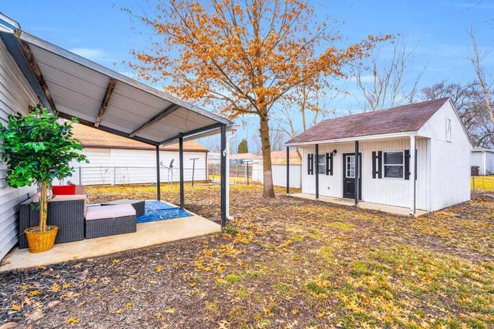 Small cozy ranch