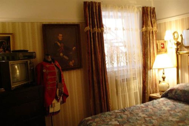 Room 26 of 44