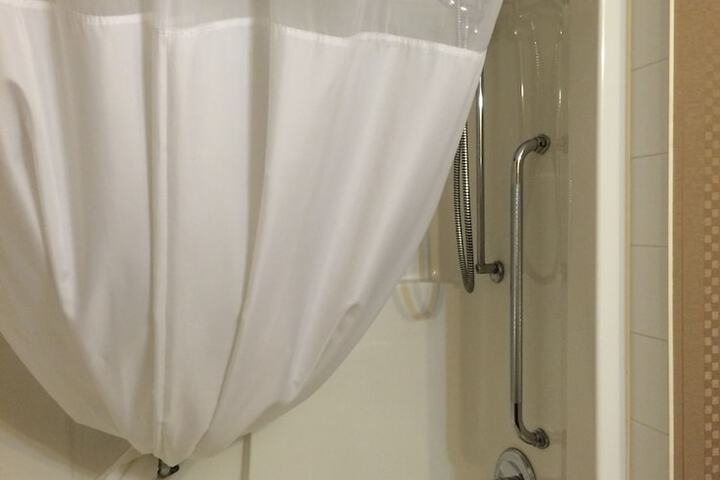 Room 15 of 23