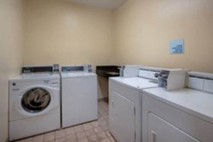 Laundry 221 of 245